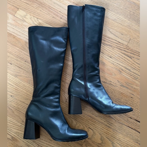 Reformation Nylah Boots - Picture 4 of 8